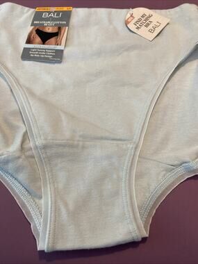 NEW! BALI LIGHT GREEN COTTON HI- CUT BRIEF /LARGE / Size 7